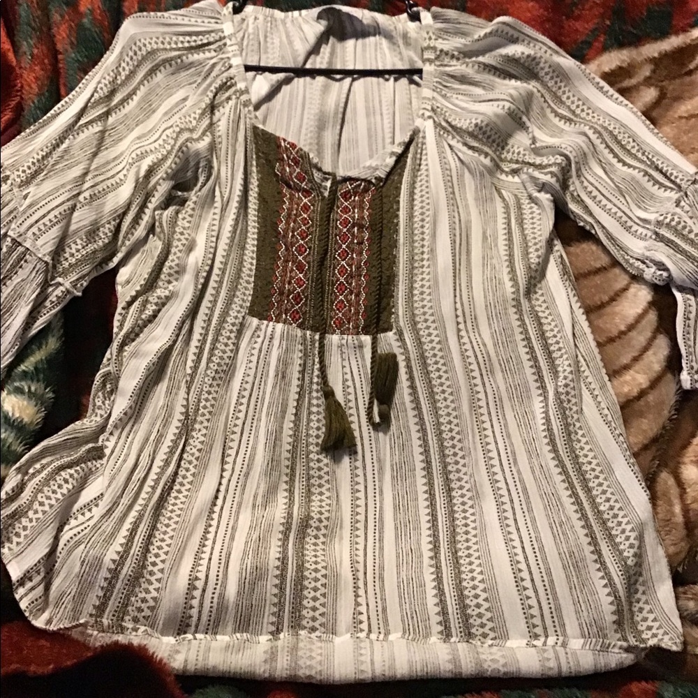 Juniors Large 3/4 green stripe top